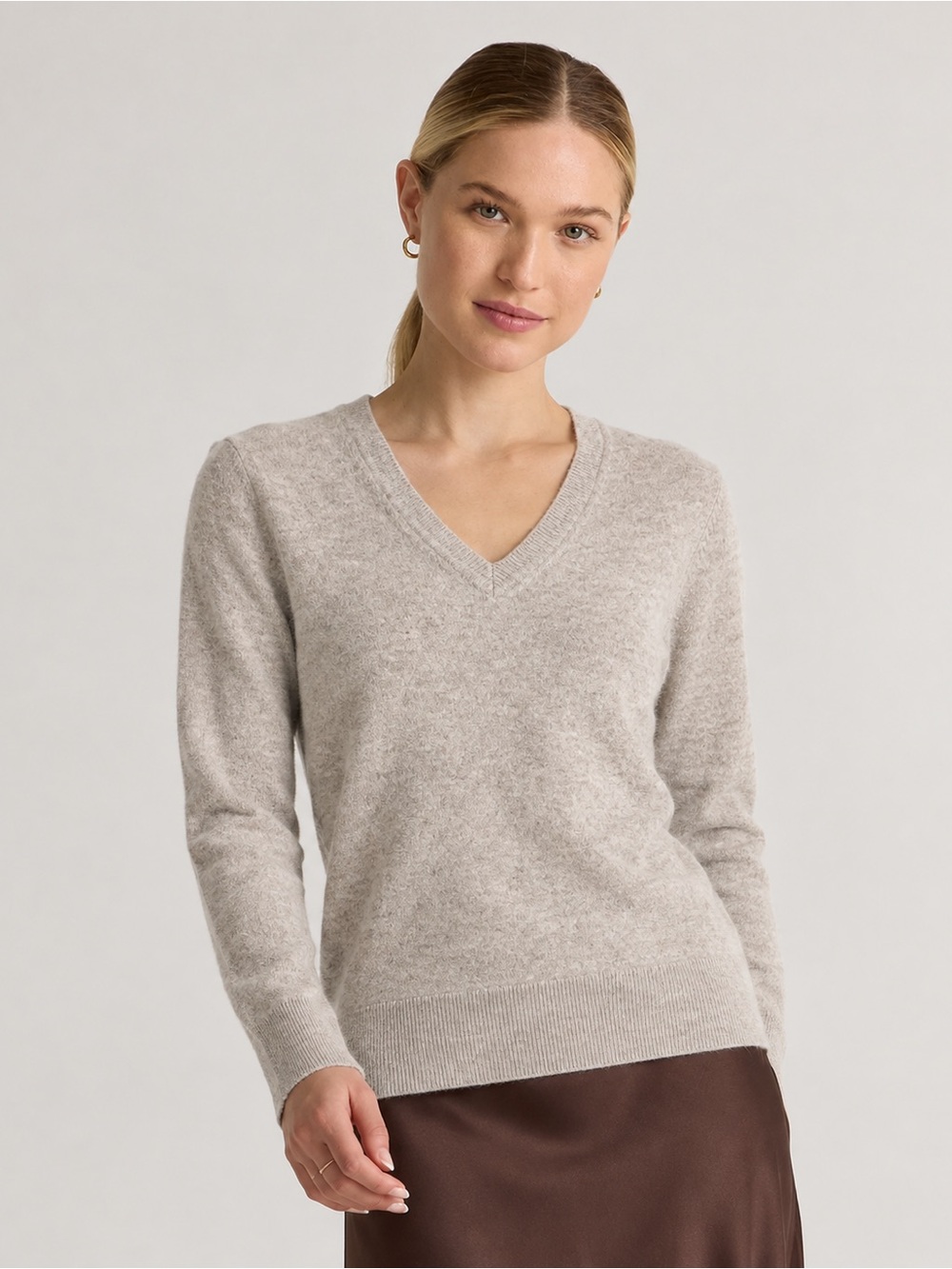 Quince 100% Mongolian Cashmere V-Neck Sweater Size Small Preppy